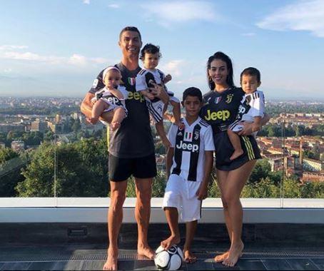  Cristiano Ronaldo with his family - Georgina Rodriguez, Cristiano Jr, twins Eva and Mateo and youngest Alana