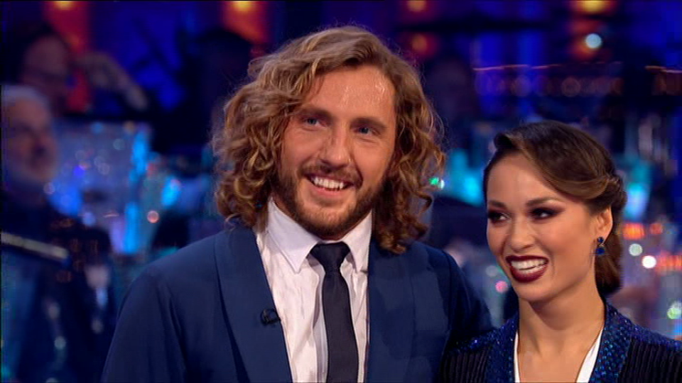 Strictly fans blasted Shirley Ballas as ‘rude’ when she made a comment about Seann Walsh’s hair during this evening’s live show