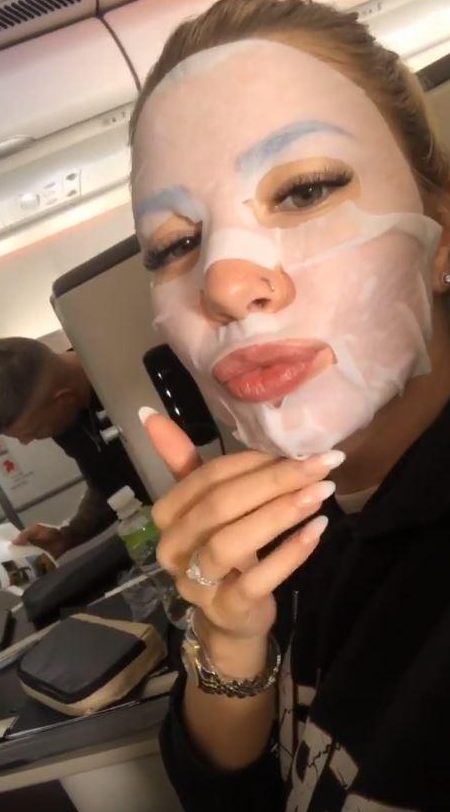  Olivia used a face mask during the flight