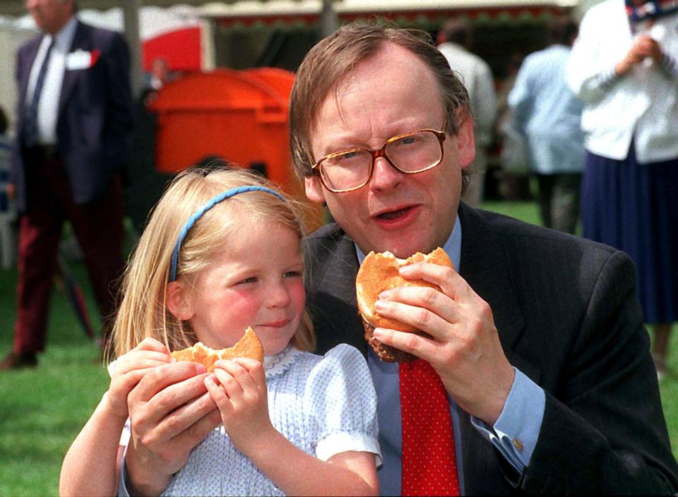  Former agriculture minister John Gummer and his four-year-old daughter Cordelia famously ate burgers in front of the press in 1990 to try to promote eating beef as safe