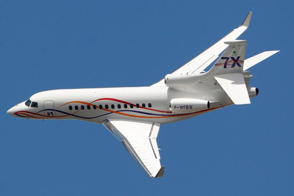  The Dassault Falcon 7X was hit in the nose cone narrowly missing navigation tools