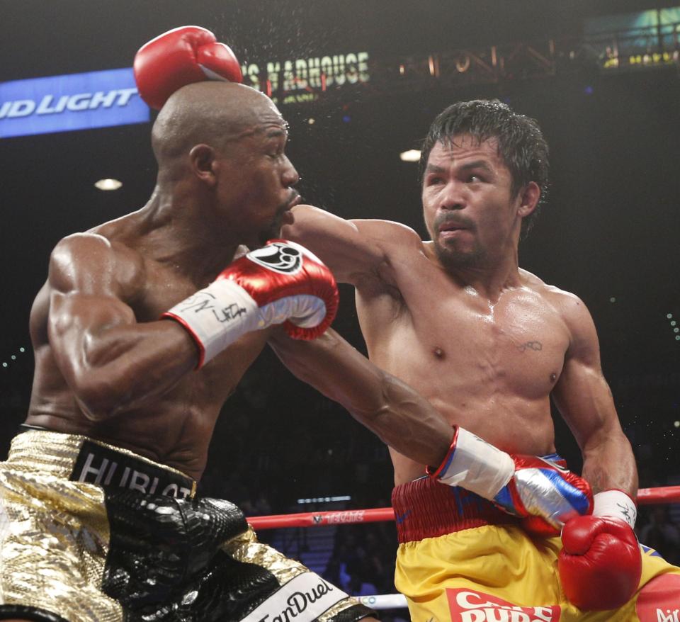  Manny Pacquiao says Floyd Mayweather will return to the ring on December 31