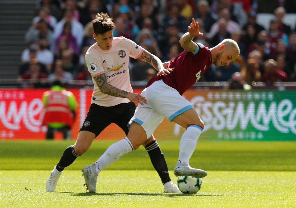 Victor Lindelof has not impressed despite being bought by Mourinho