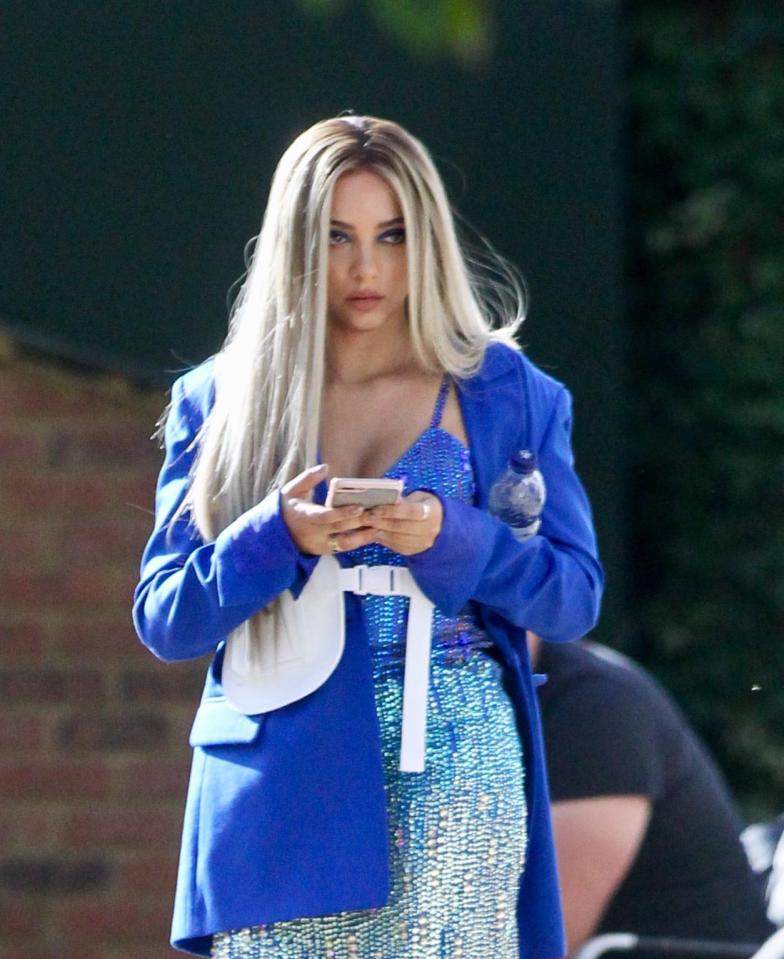  Jade looked fierce in the cobalt blue blazer