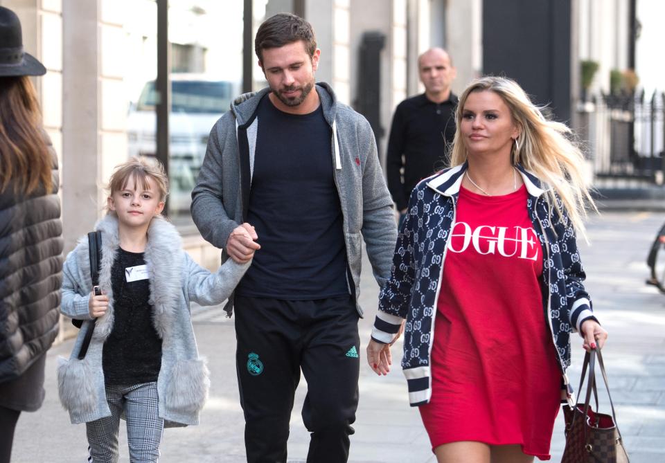  Little Heidi is accompanied by mum Kerry Katona and new fella Ryan Maloney on a trip to the shops