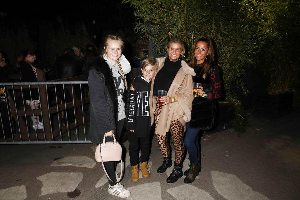  Kerry Katona and her pal Francesca Thurlow took kids Maxwell and Lily Sue to Fright Night