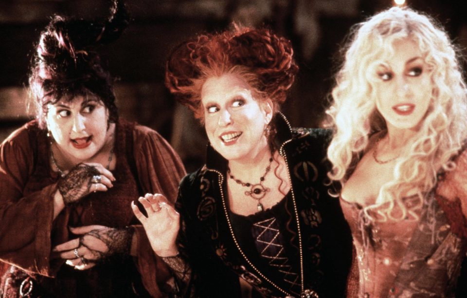  Bette Midler, Sarah Jessica Parker, and Kathy Najimy played the Sanderson sisters