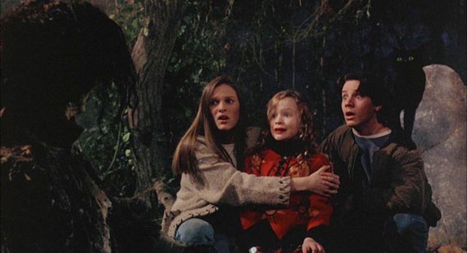  The kids of Hocus Pocus look completely different nearly 30 years after the show's premiere