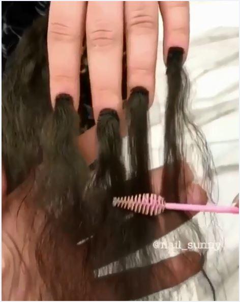  The hair is brushed using a tiny mascara-like wand