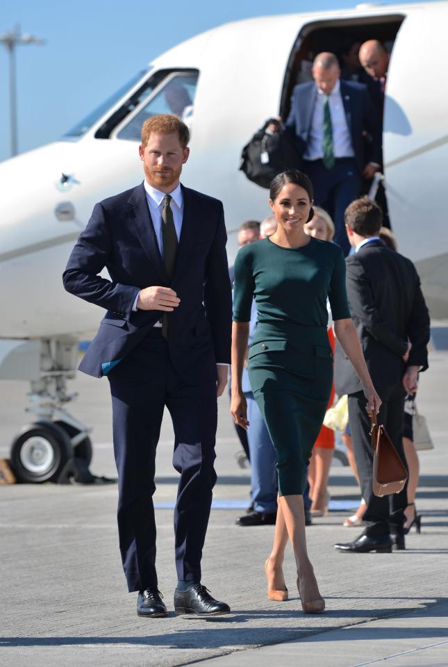  Prince Harry and Meghan Markle's private jet was struck by lightning according to reports