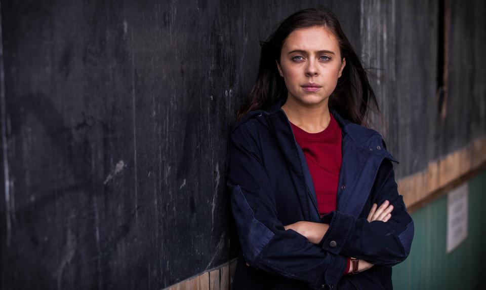  Bel Powley will play Holly Morten in the drama