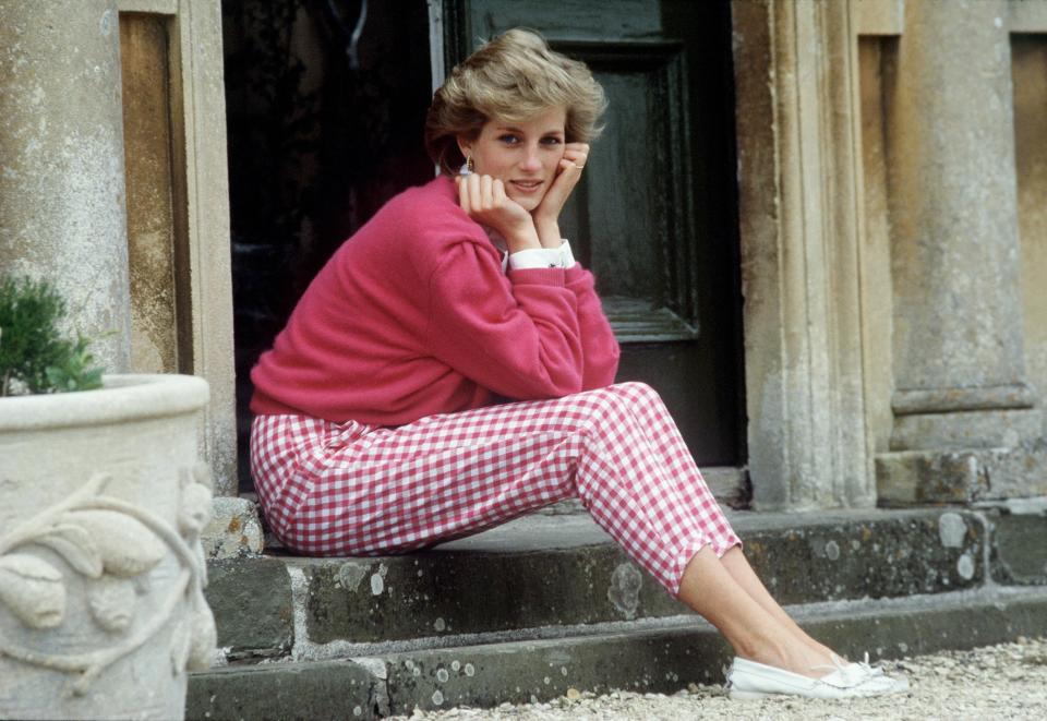  Princess Diana combined her love of children and dancing to become a teacher