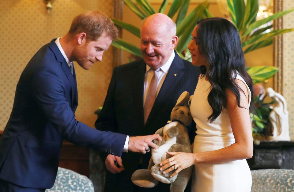  The Duke and Duchess were presented with a toy kangaroo and its joey