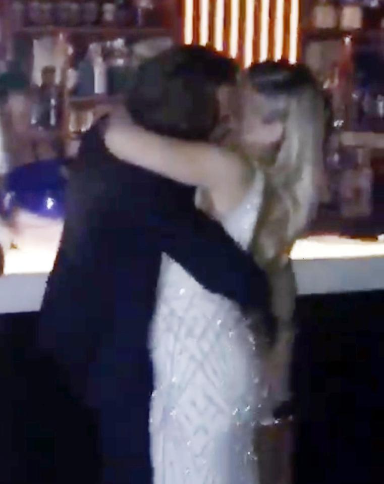  Ellie and Pete were spotted looking intimate together last night