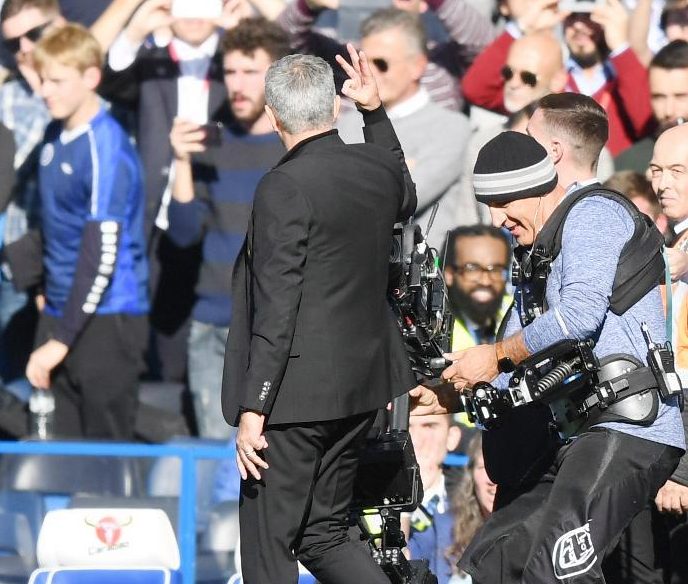  Jose Mourinho couldn't resist winding up Chelsea fans with this three-fingered salute