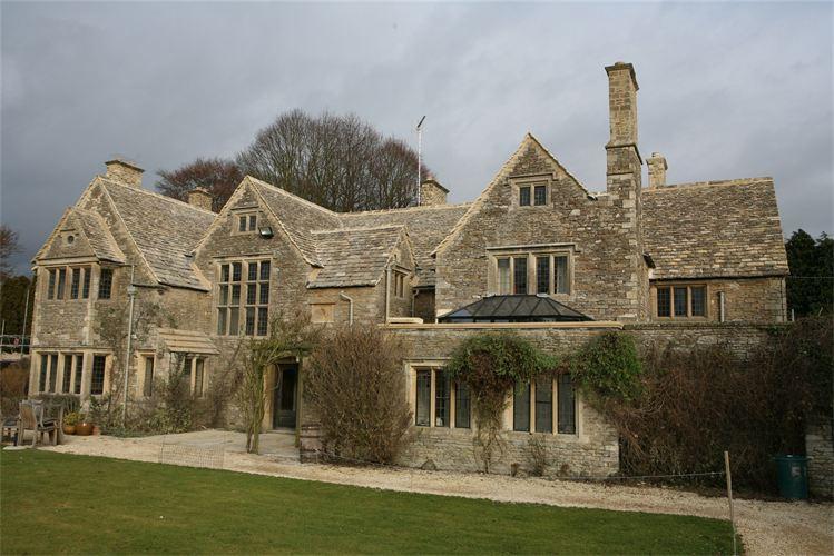  Officers were called on Monday 9 July to reports of a burglary at Glebe House in Bibury where four suspects are believed to have climbed a seven foot wall to gain entry to the grounds