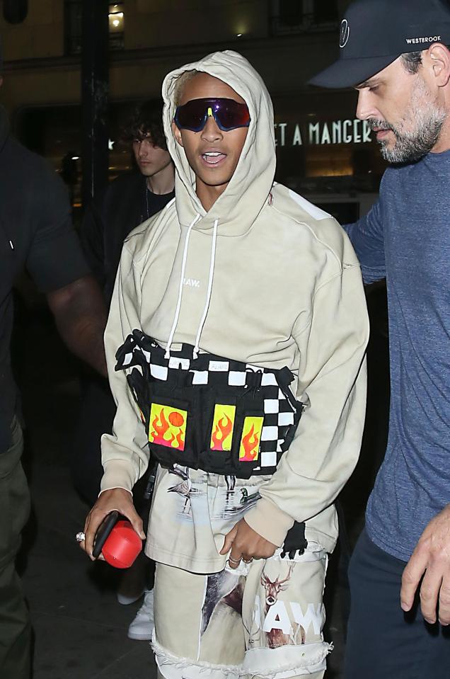  Jaden Smith rocked a bizarre outfit in London