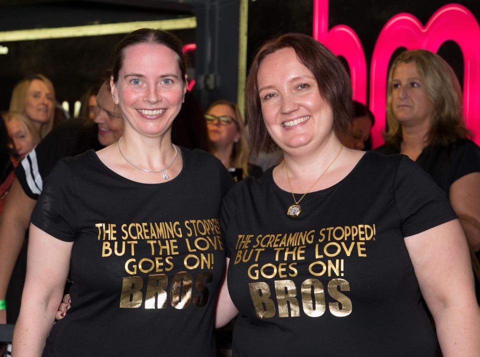  Fans attended HMV at the promotion of After The Screaming Stops