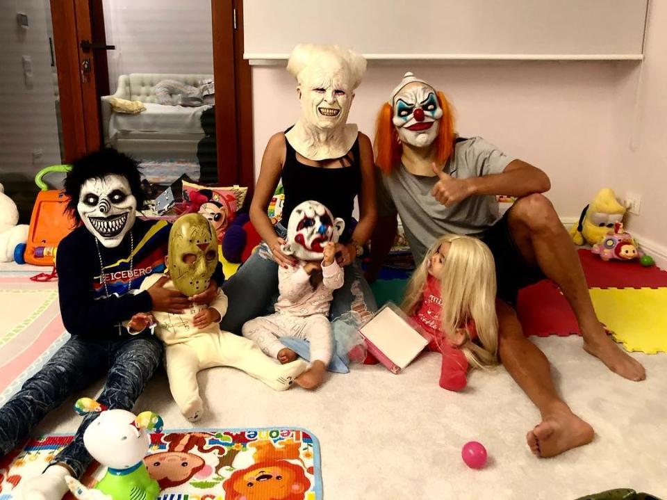  Cristiano Ronaldo got into the Halloween mood by dressing up with his family