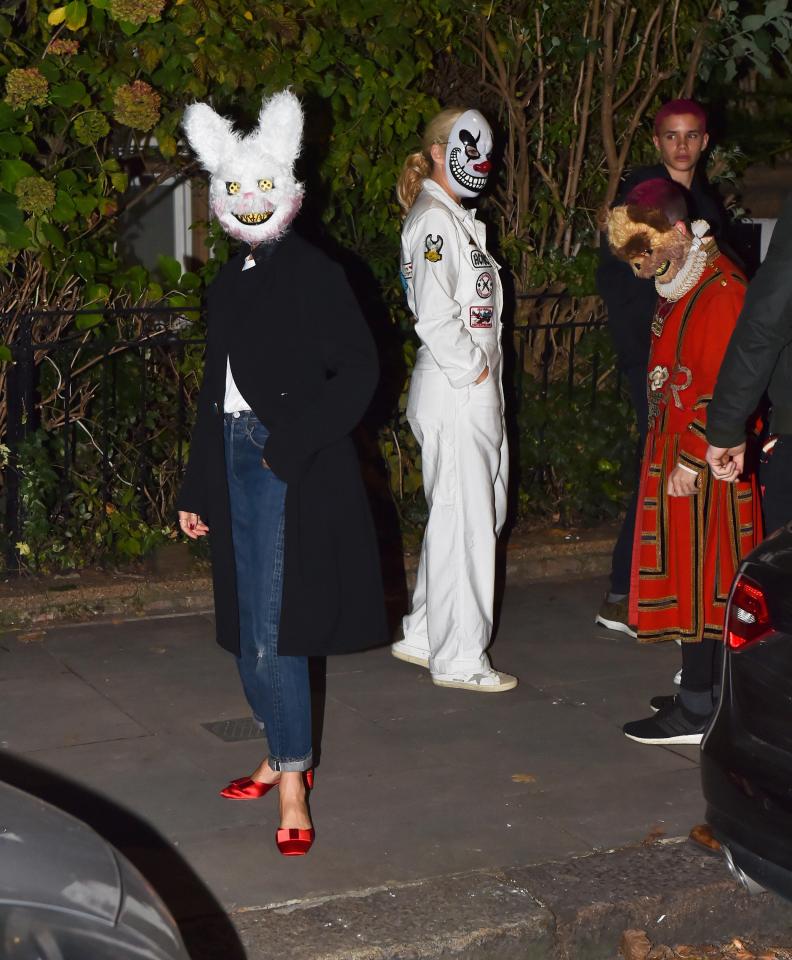  Victoria dressed for the occasion as she took her children trick-or-treating