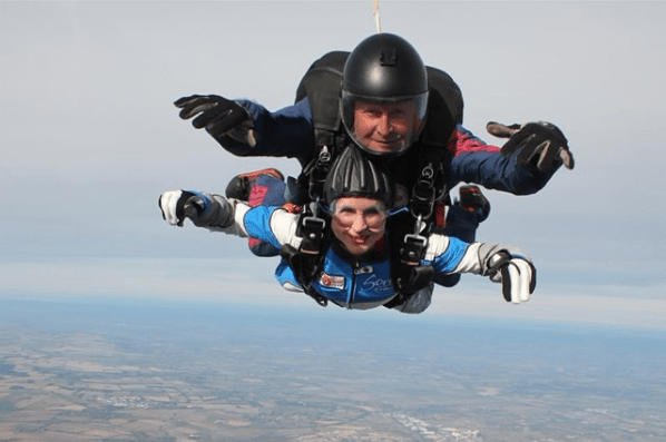  Victoria Cilliers took her first skydive since she almost fell to her death in 2015