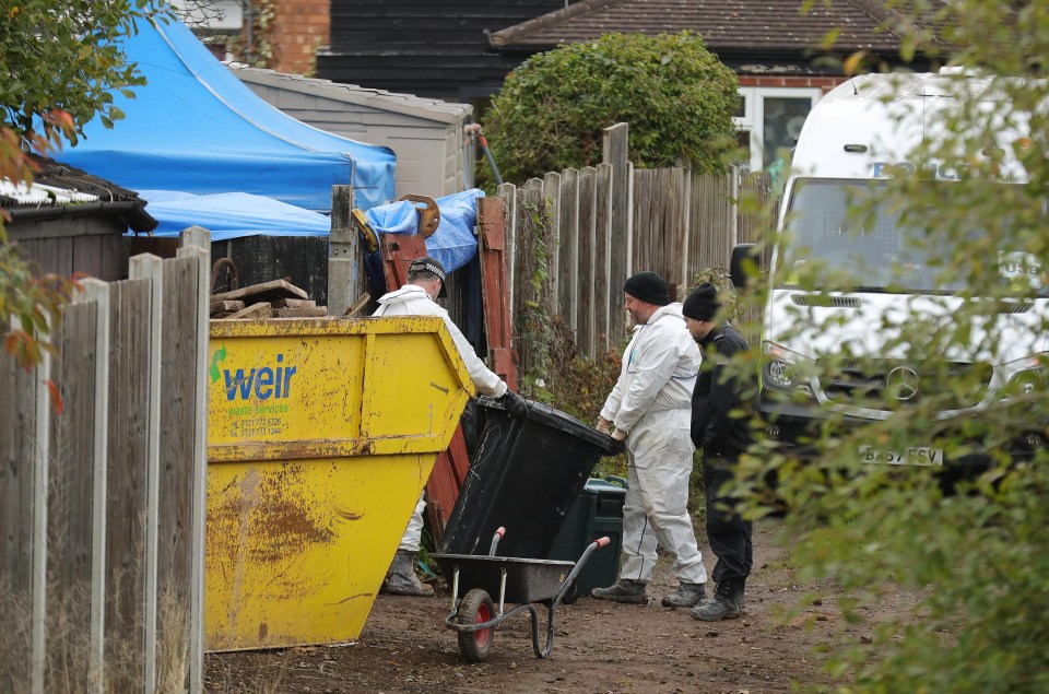 Detectives searching for the body of Suzy Lamplugh who vanished 32 years ago