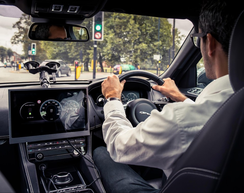 The new in-car tech talks to traffic lights, and then tells the driver what speed to travel at to catch a green light