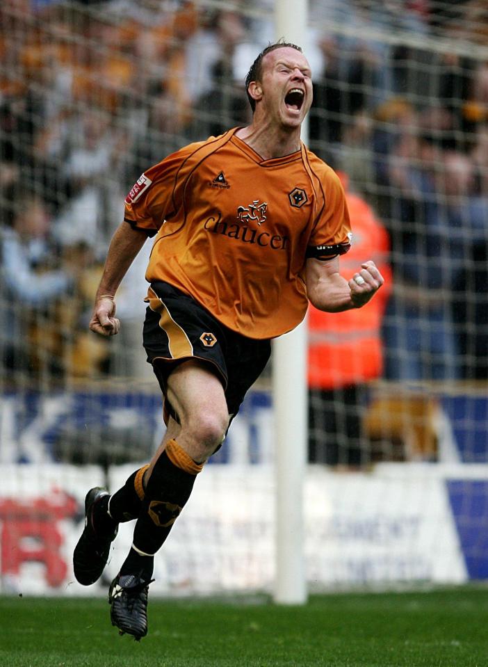  Jody spent ten years at Molineux after spells with Cambridge and Sunderland