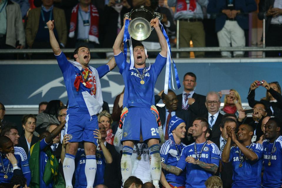  Gary Cahill lifts the Champions League trophy for Chelsea in 2012