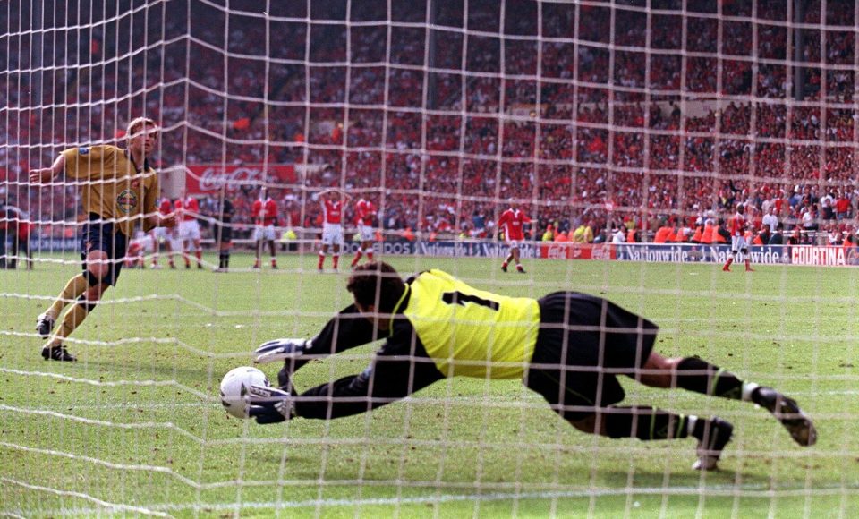  Sasa Ilic became a Charlton hero when he saved a penalty from Michael Gray in a penalty shootout