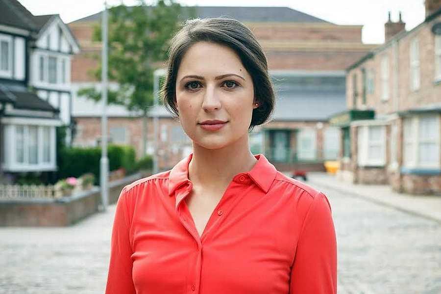  Nicola Thorp will make a stunning return to Coronation Street after leaving the soap six months ago