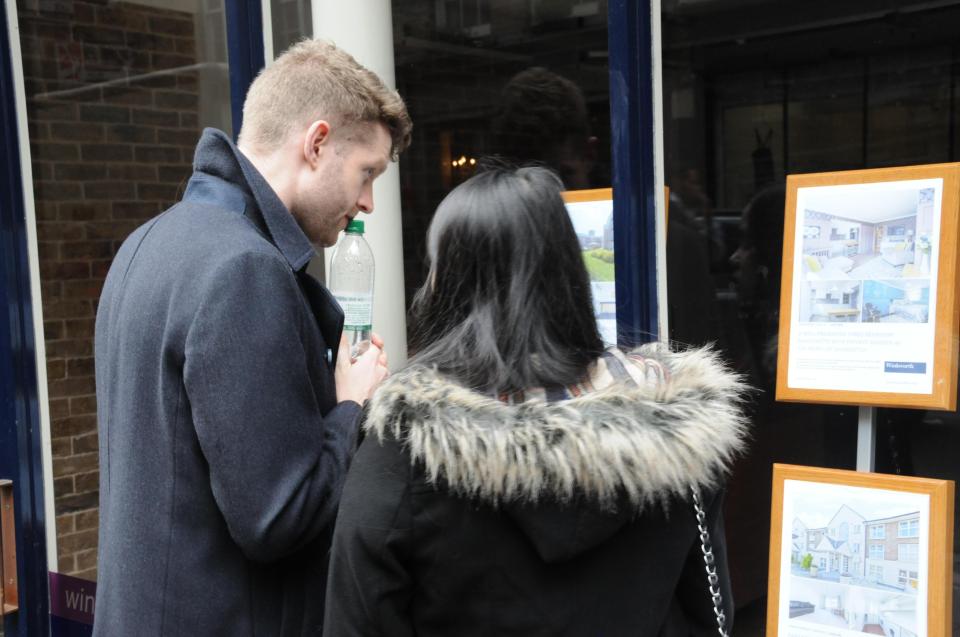  Prospective tenants claim they've had to pay £300 each to even get to see a property