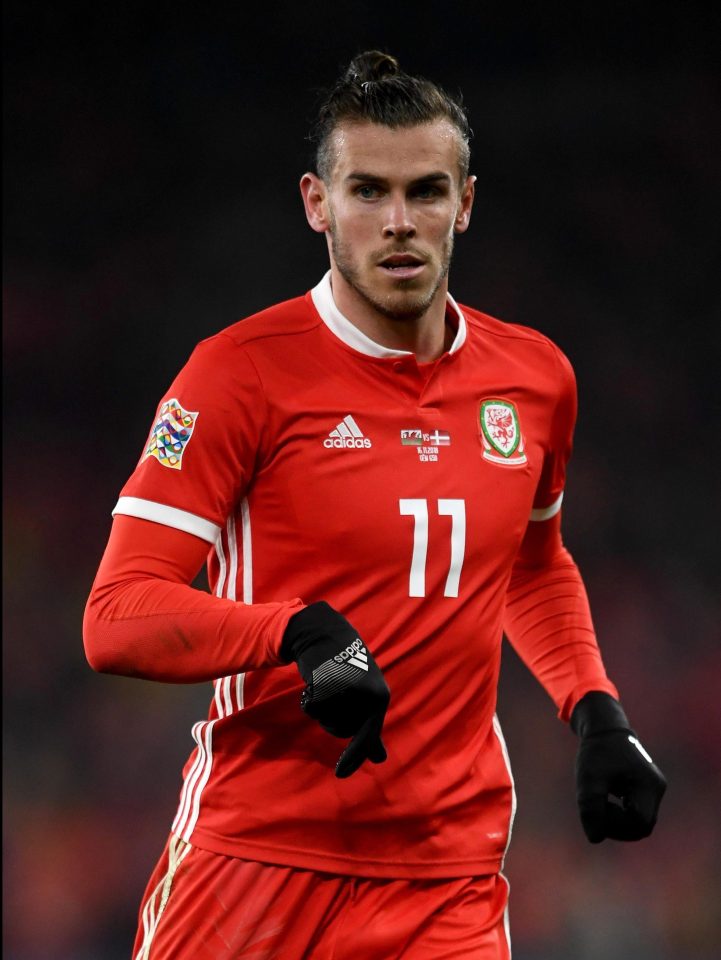  Gareth Bale was wearing gloves during Wales' 2-1 defeat to Denmark