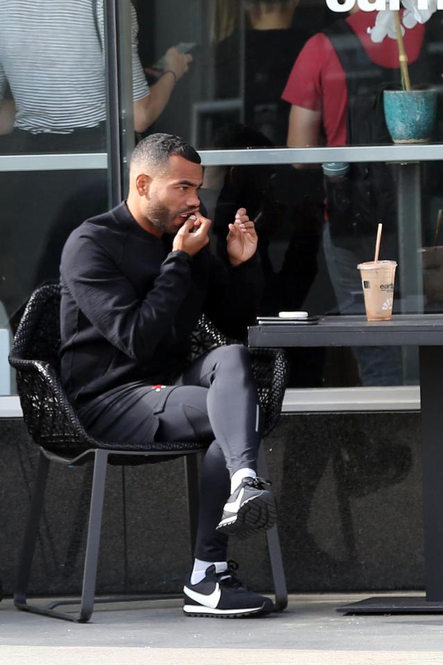  Ashley Cole pictured stuffing mouth with tobacco in Los Angeles