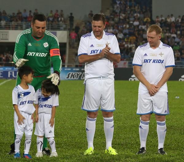  Ilic regularly plays Masters Football, appearing as captain in a tournament in Hong Kong