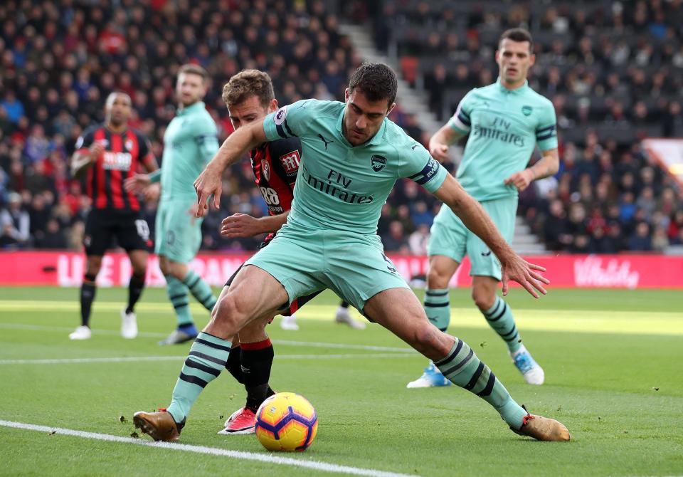  Sokratis returned to the side as Arsenal played with five defenders