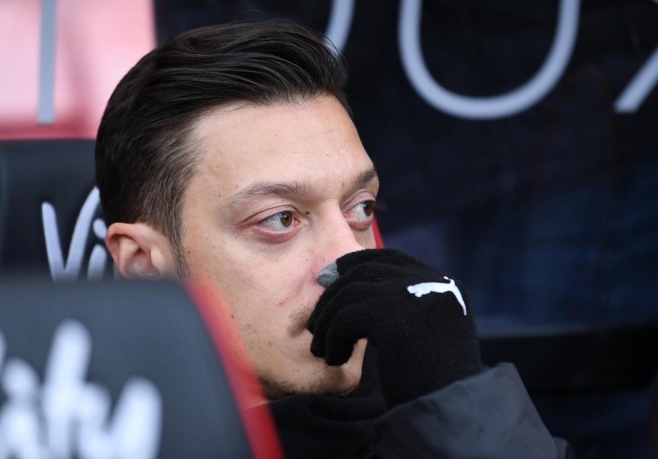 Emery has shown his style in how he has dealt with Mesut Ozil