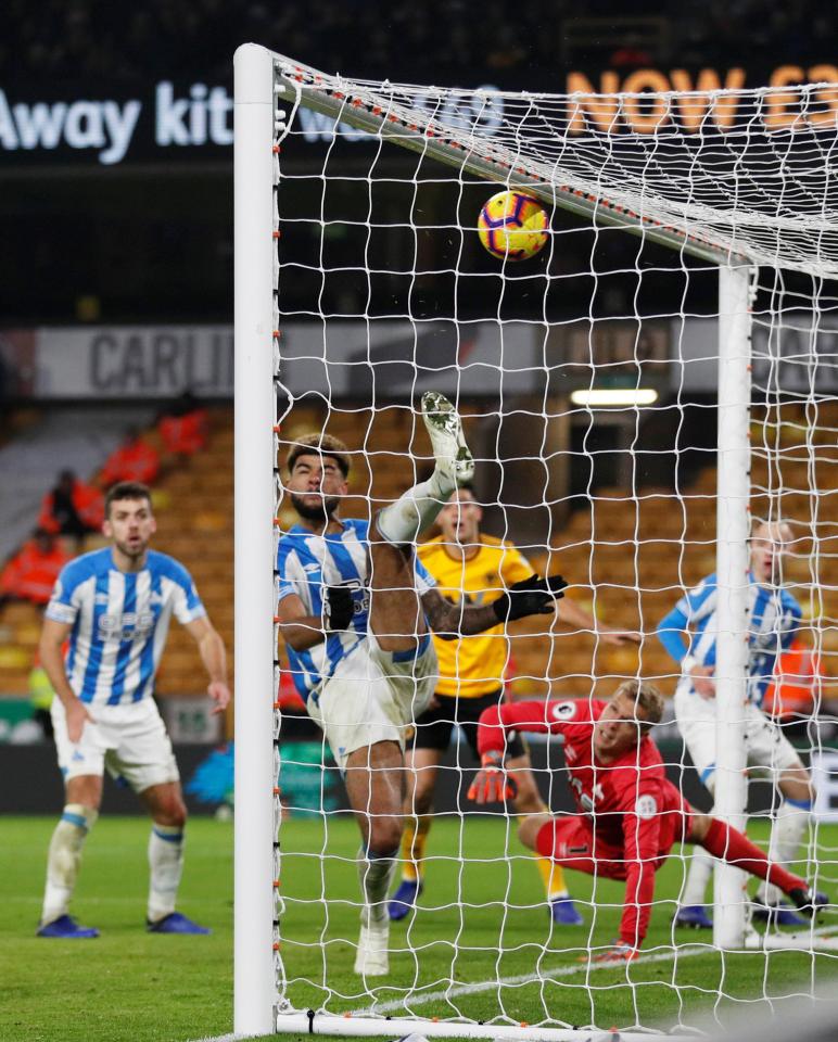  Philip Billing did brilliantly to clear the header off the line