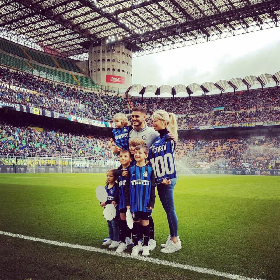  Lopez has been left seething at Icardi publicly tweeting about his children