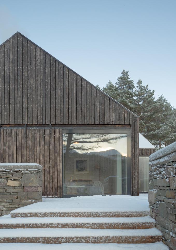  Lochside House was described as 'perfect addition to the dream landscape'