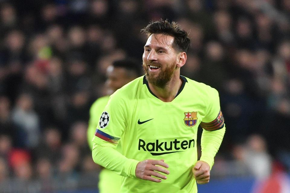  Lionel Messi scored as Barcelona thumped PSV 2-1 on Wednesday