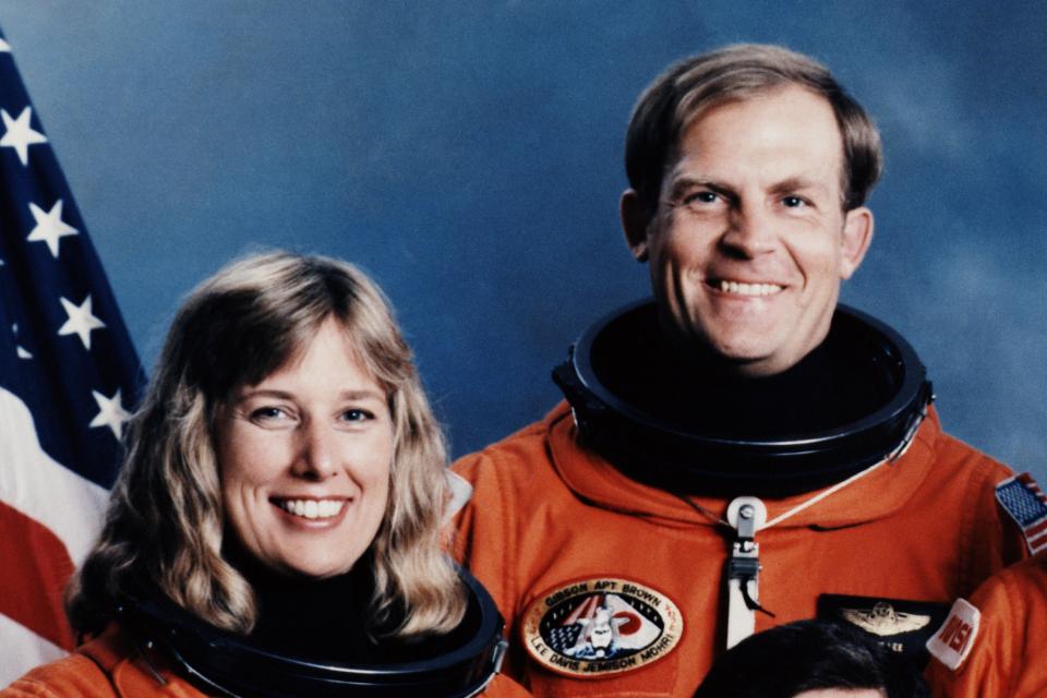  Rampant sex rumours about Jan Davis and Mark Lee, the first married couple in space, were strongly denied by the couple