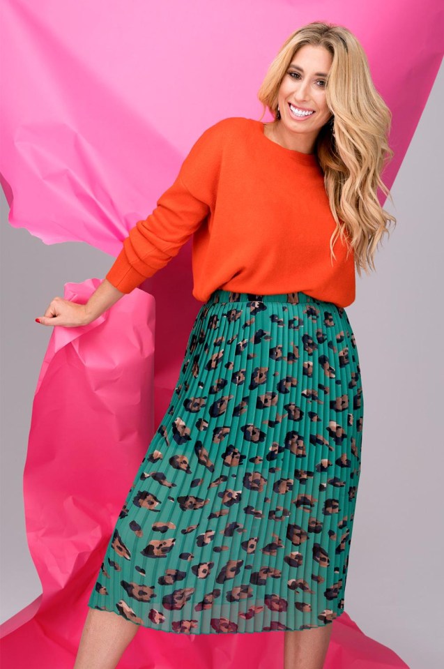 Shoppers are going mad for the £13 green leopard print skirt from Stacey Solomon’s Primark collection