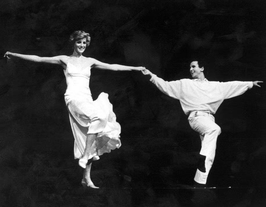 In 1985, Diana arranged to do a special dance for Prince Charles