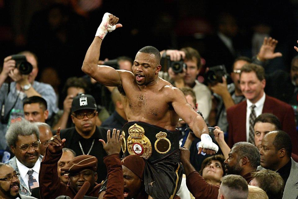 Roy Jones Jr won the heavyweight title