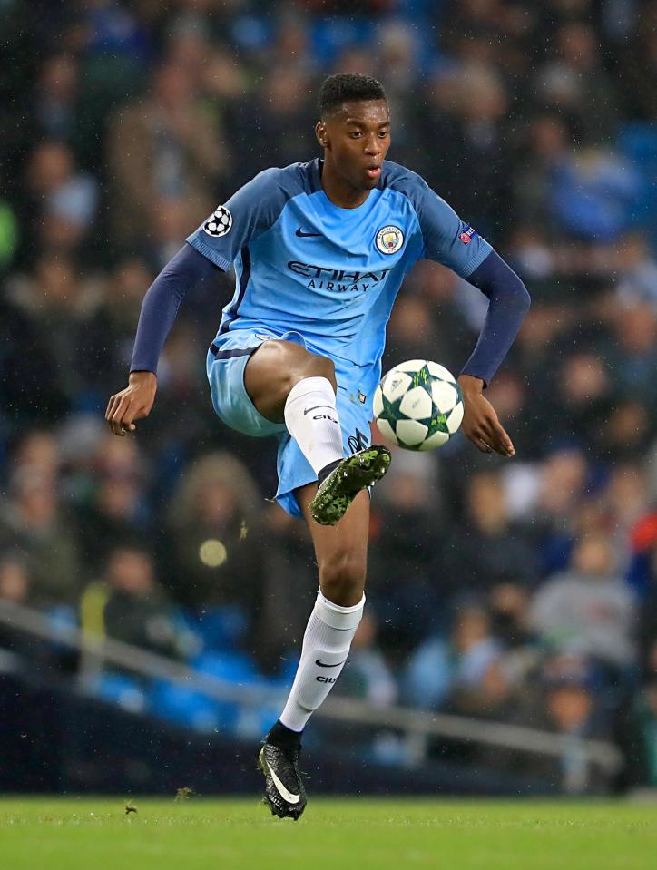  Tosin Adarabioyo had a story written about his new house, and Raheem Sterling didn't like the way it portrayed him