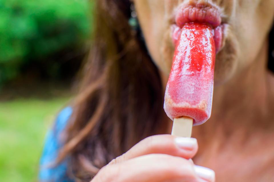  A good way to treat a sore throat is with an ice lolly