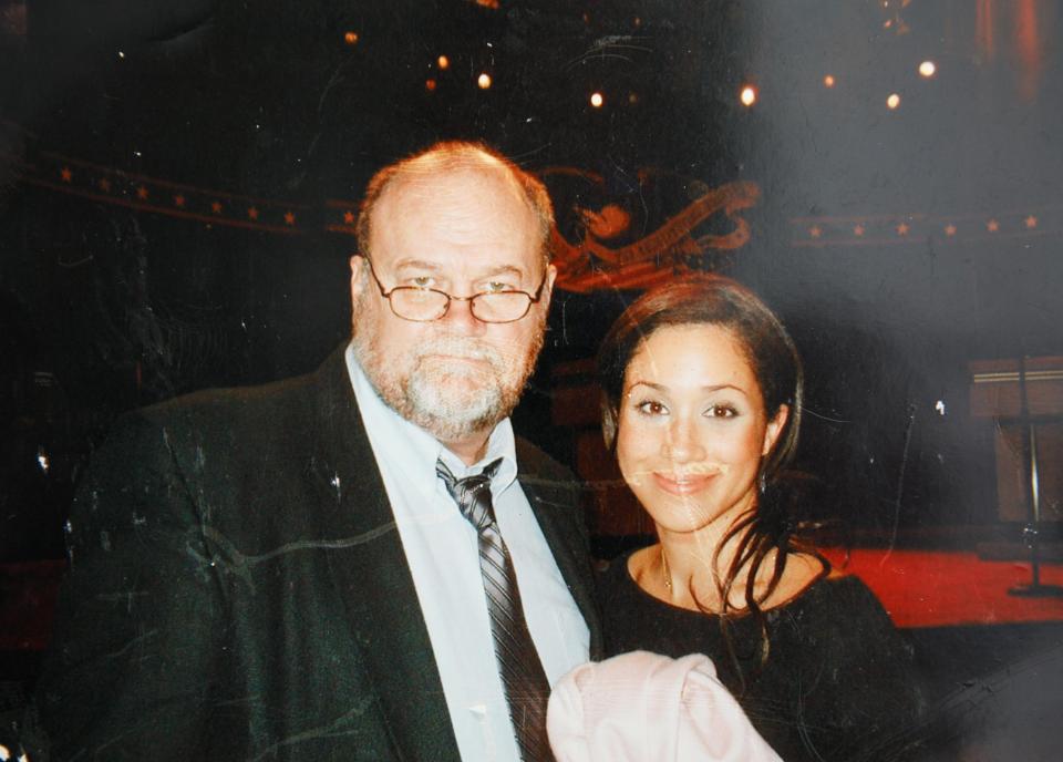  The love of a father... Thomas Markle with his daughter Meghan