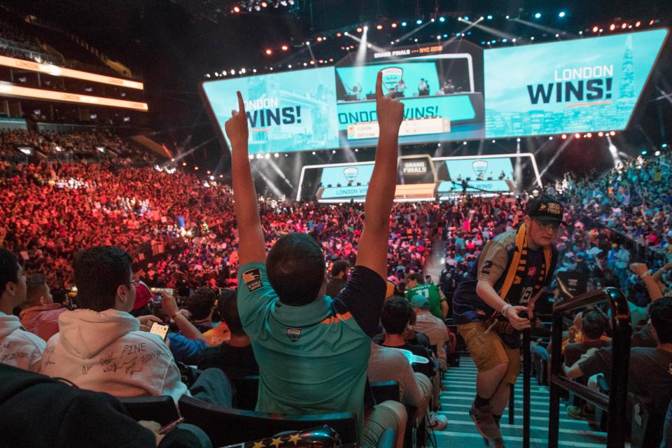  Games such as Overwatch provide an opportunity for gambling firms thanks to esports, but also potential risks for players