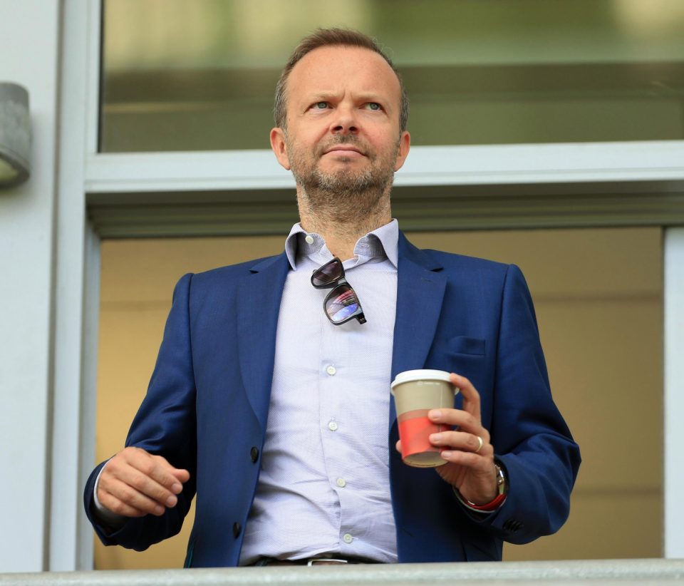  United chief Ed Woodward sacked Jose Mourinho in a face-to-face meeting on Tuesday